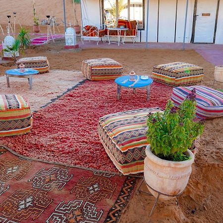 Aladdin Merzouga Camp Buitenkant foto