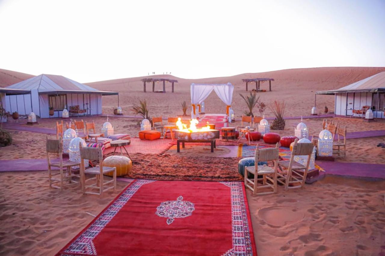 Aladdin Merzouga Camp Buitenkant foto