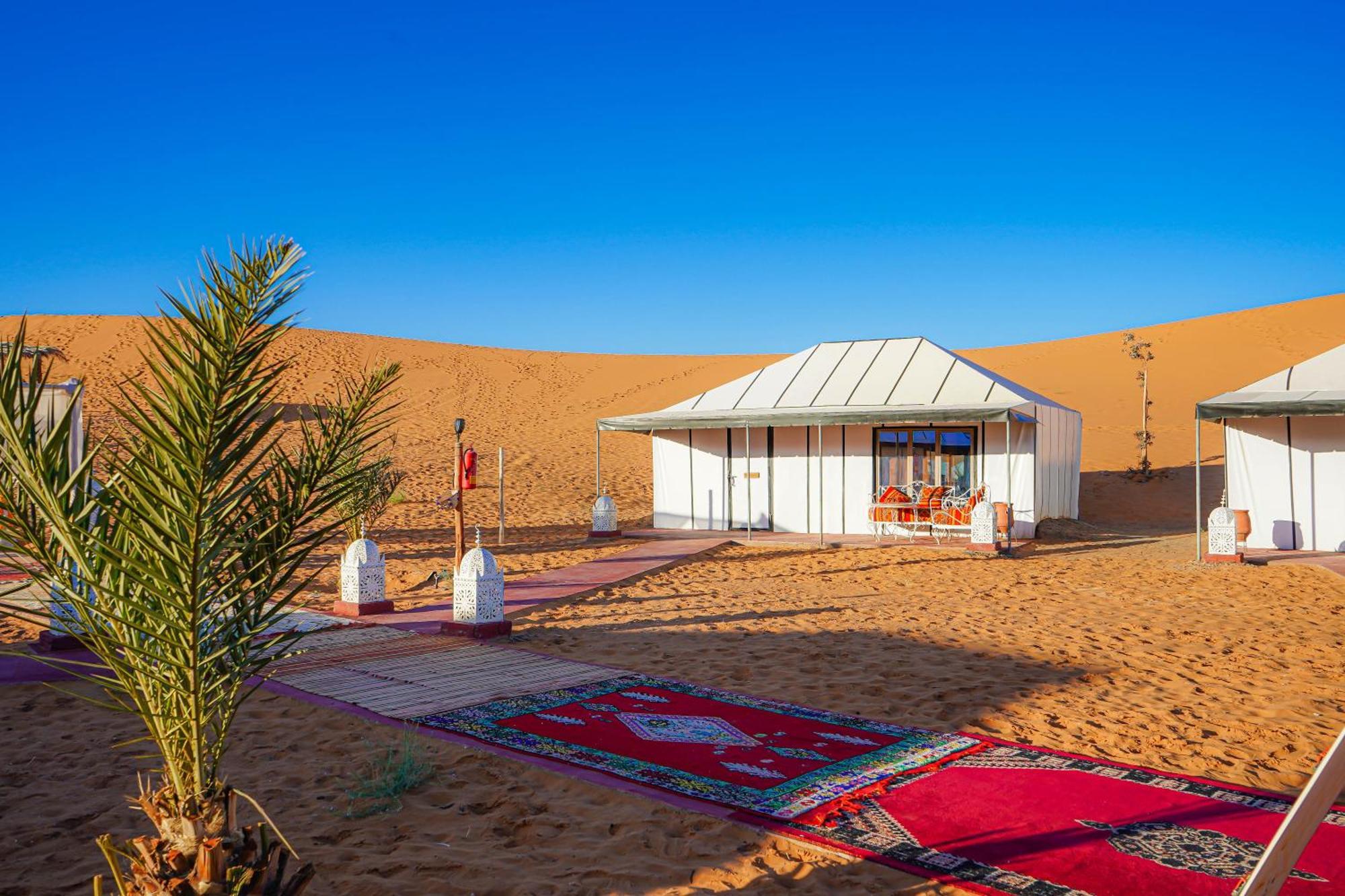 Aladdin Merzouga Camp Buitenkant foto